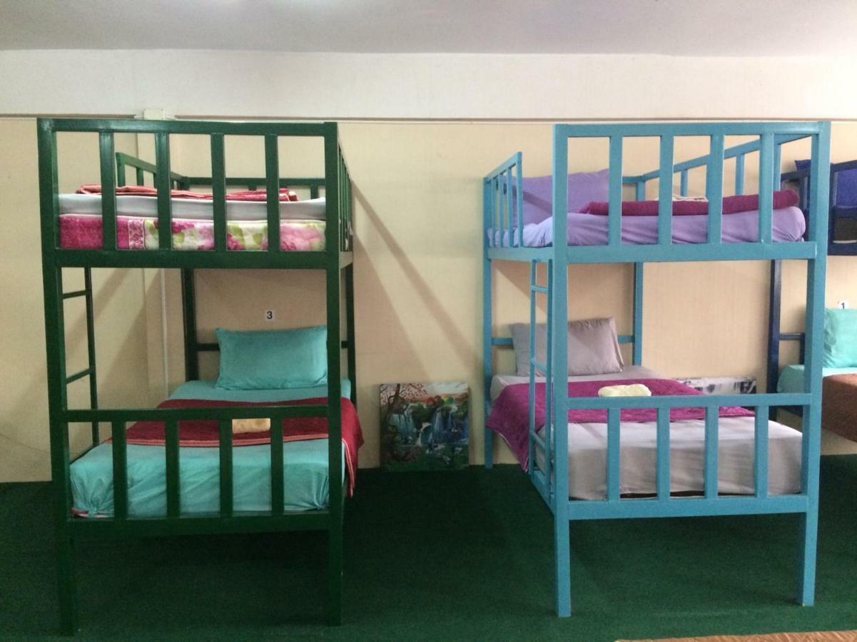Changphuakgate Guesthouse Чиангмай Экстерьер фото